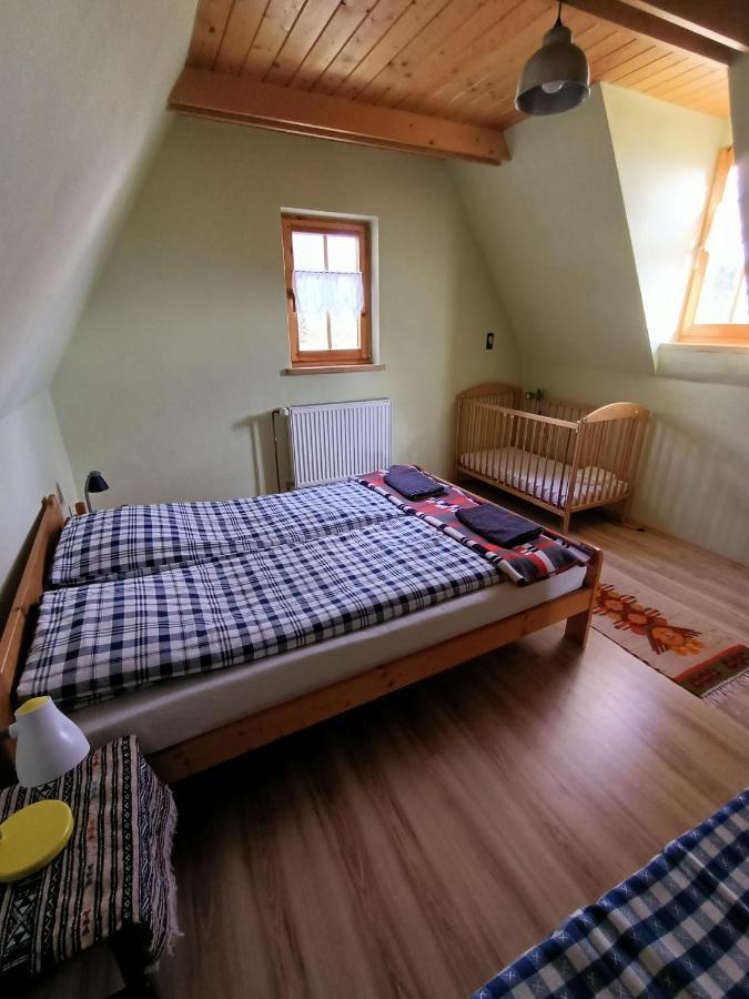 Ludwikowka Pod Luboniem, Stu-Letni Domek W Gorach Naprawa Eksteriør bilde
